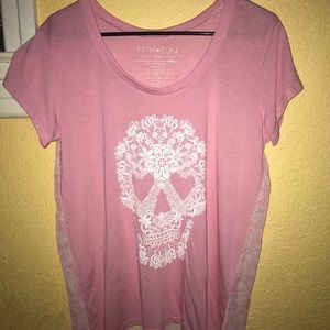Skull High to Low Shirt